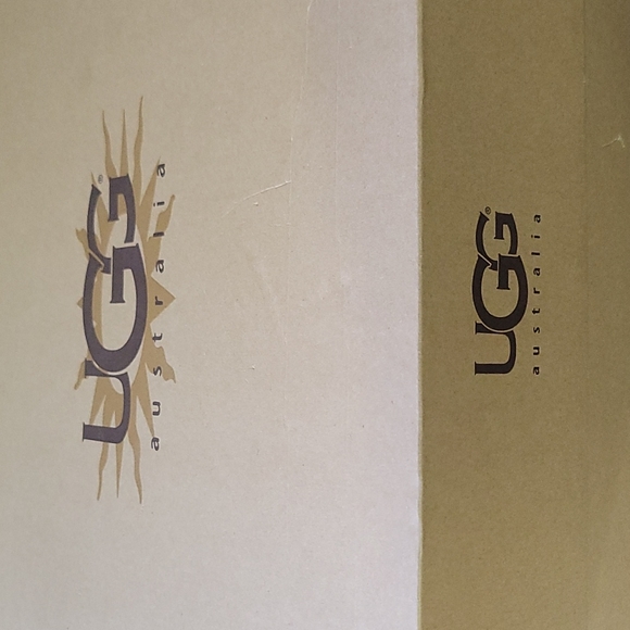 Boots - Picture 9 of 9